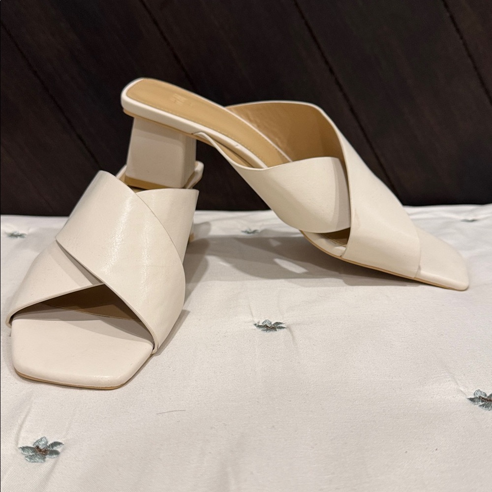 H&M New Vegan White Sandals 8 - Picture 5 of 5